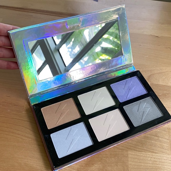 Profusion Cosmetics Other - ⚡️Profusion Makeup Metallized Hipnotic Highlight Palette. 6 colors. NWOT.